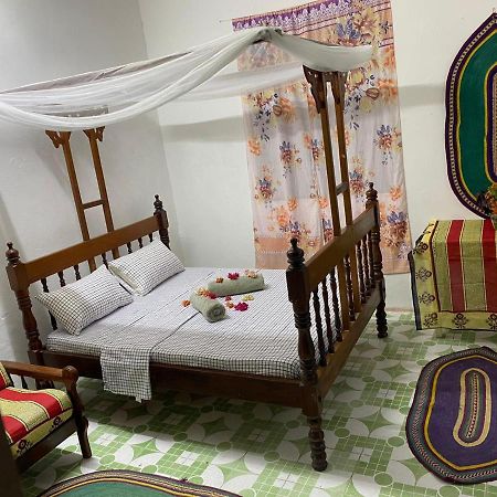 Sanaa Hostel ザンジバルシティ エクステリア 写真
